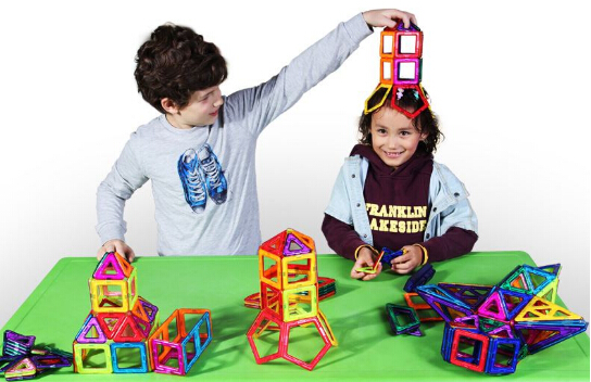 榴莲视频免费观看想說不是什麽讚美的話都可以對孩子說